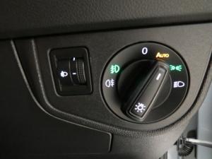 Volkswagen Polo 1.0 TSI Life DSG - Image 18
