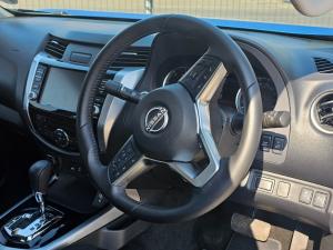 Nissan Navara 2.5D LE 4X4 automatic D/C - Image 22