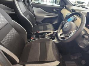 Nissan Magnite 1.0T Acenta CVT - Image 5