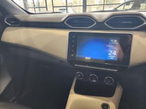 Nissan Magnite 1.0T Acenta CVT - Image 7