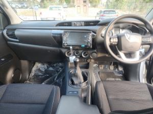 Toyota Hilux 2.4 GD-6 RB RaiderE/CAB - Image 6