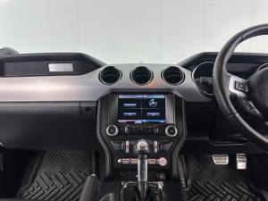 Ford Mustang 5.0 GT automatic - Image 18