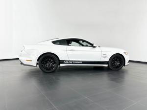 Ford Mustang 5.0 GT automatic - Image 4