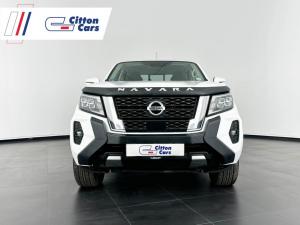 Nissan Navara 2.5DDTI LE/LE Plus automatic D/C - Image 1