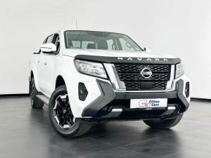 Nissan Navara 2.5DDTI LE/LE Plus automatic D/C - Image 2