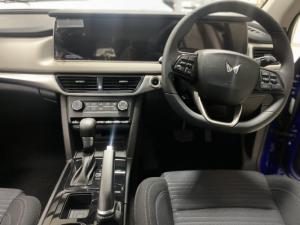 Mahindra XUV700 2.0T AX5 - Image 12