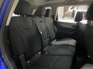 Mahindra XUV700 2.0T AX5 - Image 15