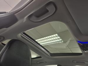 Mercedes-Benz C-Class C220d Avantgarde - Image 15