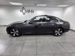 Mercedes-Benz C-Class C220d Avantgarde - Image 2