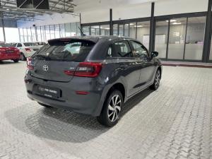 Toyota Starlet 1.5 XS auto - Image 5