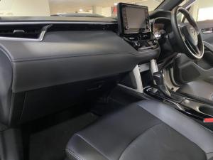 Toyota Corolla Cross 1.8 Hybrid XS - Image 12