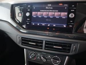 Volkswagen Polo hatch 1.0TSI Life auto - Image 17