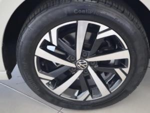 Volkswagen Polo hatch 1.0TSI Life auto - Image 26