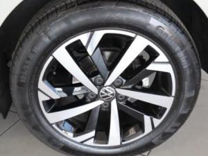 Volkswagen Polo hatch 1.0TSI Life auto - Image 27