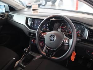 Volkswagen Polo hatch 1.0TSI Comfortline - Image 11