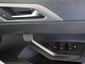 Volkswagen Polo hatch 1.0TSI Comfortline - Image 26