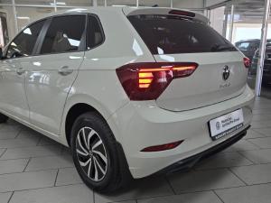 Volkswagen Polo hatch 1.0TSI - Image 17