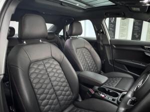 Audi A3 sedan 40TFSI S line - Image 8