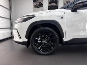 Toyota Corolla Cross 1.8 Hybrid GR-Sport - Image 3
