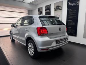 Volkswagen Polo Vivo hatch 1.6 Comfortline auto - Image 4