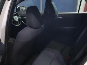 Toyota Corolla Cross 1.8 Xi - Image 20