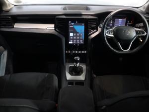 Volkswagen Amarok 2.0TDI double cab Life manual - Image 13