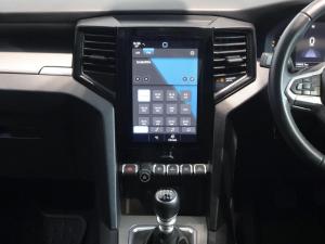 Volkswagen Amarok 2.0TDI double cab Life manual - Image 17