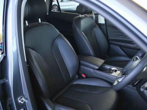 MG HS 2.0T Luxury - Image 17