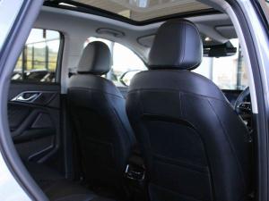 MG HS 2.0T Luxury - Image 18