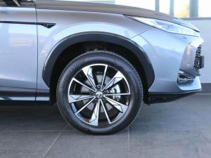 MG HS 2.0T Luxury - Image 4