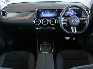 Mercedes-Benz GLA GLA200 Progressive - Image 20