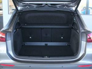 Mercedes-Benz GLA GLA200 Progressive - Image 24