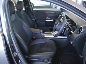 Mercedes-Benz GLA GLA200 Progressive - Image 26