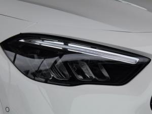 Mercedes-Benz GLA GLA200d Progressive - Image 6