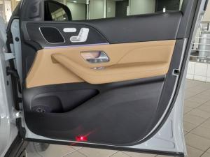 Mercedes-Benz GLS GLS450d 4Matic - Image 6