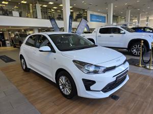 Kia Rio hatch 1.4 LS - Image 15