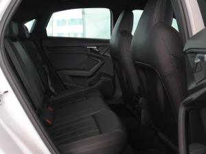 Audi A3 sedan 40TFSI S line - Image 17