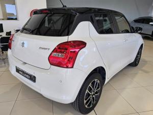 Suzuki Swift 1.2 GLX auto - Image 7