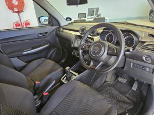 Suzuki Swift 1.2 GLX auto - Image 8