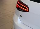 Thumbnail Volkswagen Golf R