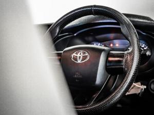 Toyota Hilux 2.0 single cab S (aircon) - Image 14