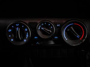 Toyota Hilux 2.0 single cab S (aircon) - Image 15