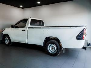 Toyota Hilux 2.0 single cab S (aircon) - Image 6