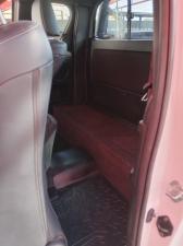 Toyota Hilux 2.8GD-6 Xtra cab 4x4 Legend manual - Image 5