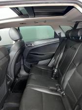 Hyundai Tucson 2.0 Elite auto - Image 11