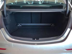 Mercedes-Benz C-Class C200 Avantgarde - Image 11