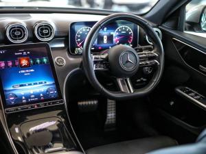 Mercedes-Benz C-Class C200 Avantgarde - Image 13