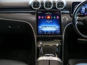Mercedes-Benz C-Class C200 Avantgarde - Image 14