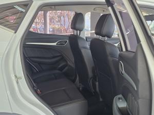 MG ZS 1.5 Luxury - Image 13