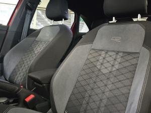 Volkswagen Taigo 1.0TSI R-Line - Image 25